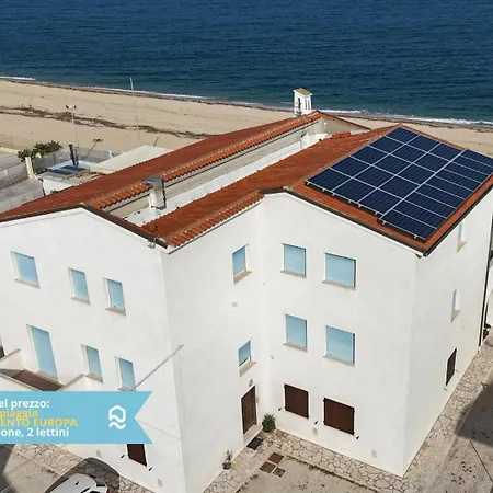 Rs323 - Marcelli, Bilocale Fronte Mare Con Inclusa Apartamento
