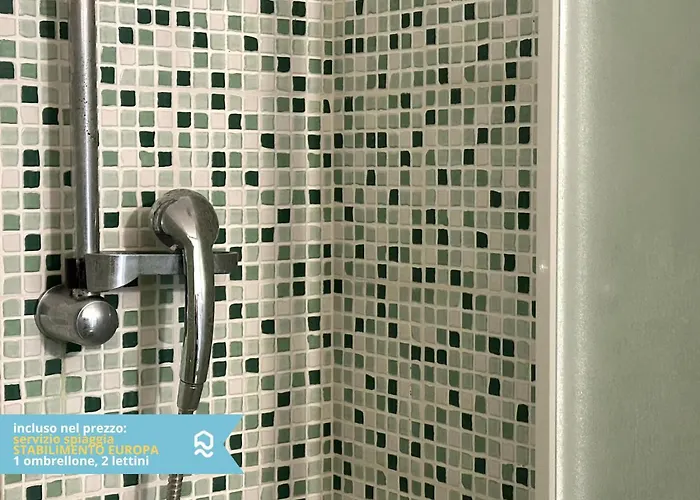 Rs323 - Marcelli, Bilocale Fronte Mare Con Inclusa * מרצ'לי